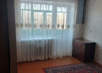 Сдача в аренду 2-ком. квартиры, 43 м2, Каменск-Уральский, улица Карла Маркса, 61