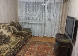 Продам 3-ком. квартиру, 56 м2, Балаково, улица Менделеева, 3