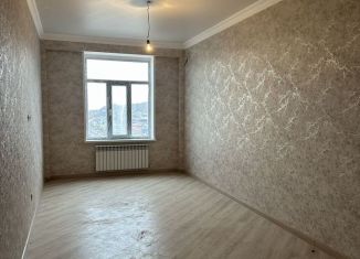 Продается двухкомнатная квартира, 76 м2, Махачкала, Учительская улица, 2