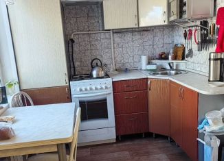 Продажа трехкомнатной квартиры, 49 м2, Алтайский край, Октябрьская улица, 11