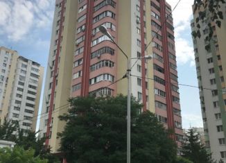 Сдаю однокомнатную квартиру, 61 м2, Белгород, улица Николая Чумичова, 64