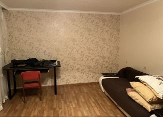 Аренда 2-комнатной квартиры, 65 м2, Владикавказ, проспект Доватора, 15к2, 34-й микрорайон