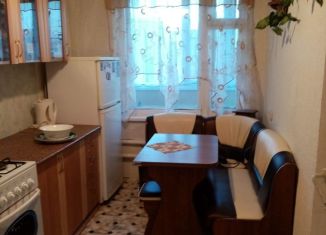 Продается 2-комнатная квартира, 52.7 м2, поселок городского типа Грибановский, улица Кошевого, 18