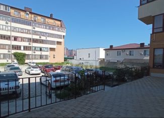 Продается однокомнатная квартира, 48 м2, Краснодарский край, улица Котанова, 44