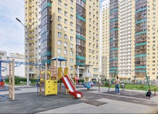 2-ком. квартира на продажу, 76 м2, Пермь, улица Николая Островского, 93Д, ЖК Солнечный Город