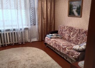 Продаю 2-комнатную квартиру, 49 м2, Калачинск, Железнодорожная улица, 1