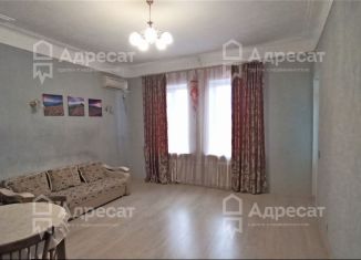 Продается трехкомнатная квартира, 77.4 м2, Волгоградская область, Запорожская улица, 2