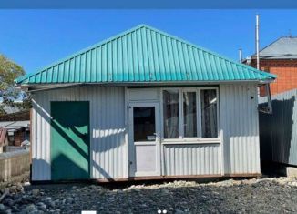 Продам торговую площадь, 60 м2, Черкесск, улица Лаара, 34