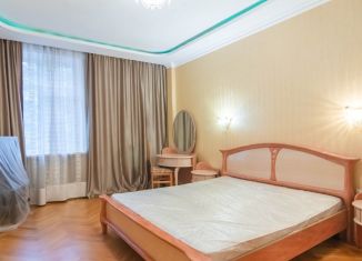 Аренда 3-ком. квартиры, 100 м2, Сочи, Красноармейская улица, 14