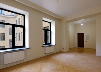 2-комнатная квартира на продажу, 74.2 м2, Санкт-Петербург, Мастерская улица, 9, муниципальный округ Коломна