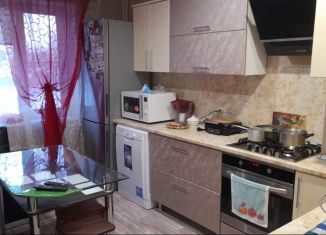 Продажа трехкомнатной квартиры, 69 м2, Острогожск, Северный микрорайон, 25