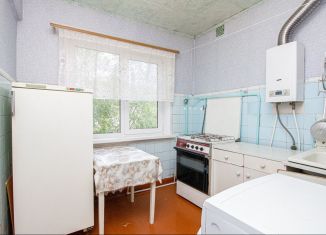 Продается трехкомнатная квартира, 48 м2, Ульяновск, улица Станкостроителей, 23