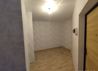 Сдается трехкомнатная квартира, 83 м2, Красноярск, Северное шоссе, 48А, Центральный район