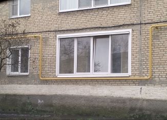 Продажа трехкомнатной квартиры, 68 м2, Новошахтинск, Молодёжная улица