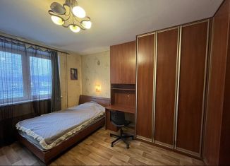 3-комнатная квартира на продажу, 80 м2, Москва, метро Лесопарковая, Старобитцевская улица, 21к1