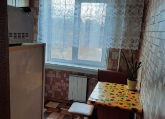 Сдам 3-комнатную квартиру, 56 м2, Новосибирск, улица Тимирязева, 75, улица Тимирязева