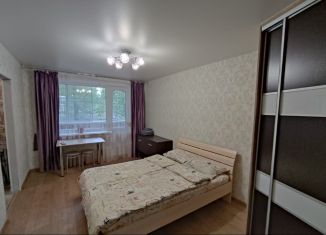 Аренда двухкомнатной квартиры, 50 м2, Ярославль, проспект Дзержинского, 40