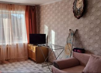 Сдается 1-комнатная квартира, 30 м2, посёлок городского типа Чернышевск, Комсомольская улица, 32