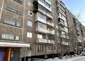 3-ком. квартира на продажу, 55 м2, Мурманская область, улица Свердлова, 40к2