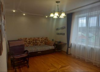 Продается 2-комнатная квартира, 57 м2, Горячий Ключ, улица Ярославского, 146Е