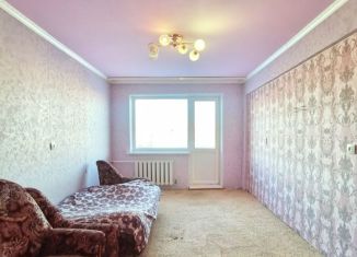 Продам трехкомнатную квартиру, 62.7 м2, Омская область, улица Блюхера, 10