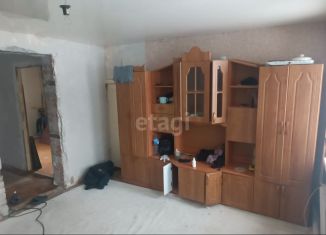 Продам 2-ком. квартиру, 38 м2, село Сосновка, Шоссейная улица, 2