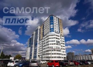 Продам 1-ком. квартиру, 40 м2, Омск, 3-я Енисейская улица, 28, ЖК Атланты