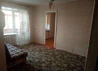 Сдается в аренду двухкомнатная квартира, 41.3 м2, Шадринск, Комсомольская улица, 5