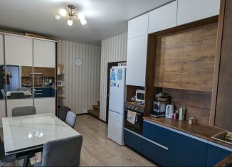 Продам 4-комнатную квартиру, 115 м2, Волгоград, Волнистая улица, 2, Советский район