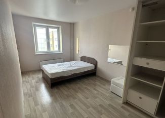 Сдам в аренду 2-ком. квартиру, 43 м2, Челябинск, улица Маршала Чуйкова, 15