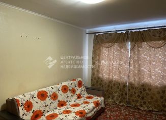 Продается двухкомнатная квартира, 47.5 м2, село Ивановское, село Ивановское, 2