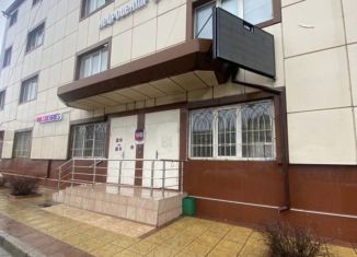 Сдам в аренду офис, 100 м2, Махачкала, проспект Али-Гаджи Акушинского, Кировский район