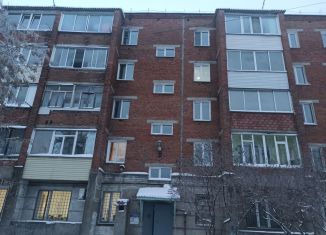 Сдам двухкомнатную квартиру, 49.9 м2, Омская область, Александровская улица