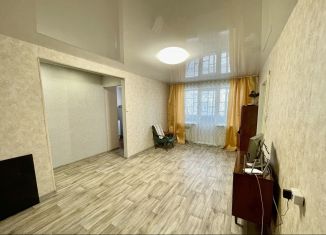 Сдается 2-комнатная квартира, 45 м2, Новокузнецк, улица Циолковского, 30