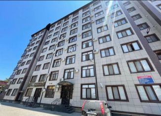 Продается 3-ком. квартира, 100 м2, Хасавюрт, улица Маяковского, 43Б