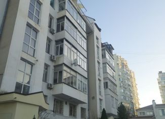 Продам 3-комнатную квартиру, 120 м2, Севастополь, улица Репина, 15