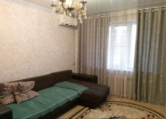 Продам 2-комнатную квартиру, 49 м2, Грозный, улица У.А. Садаева, 16, 1-й микрорайон