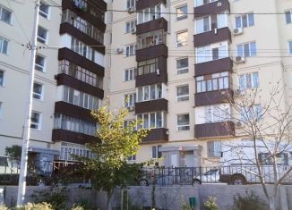 Продаю трехкомнатную квартиру, 80 м2, Джанкой, Интернациональная улица, 48