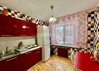 Двухкомнатная квартира на продажу, 53 м2, Новосибирская область, рабочий посёлок Коченёво, 138