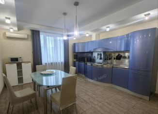 Сдается 3-ком. квартира, 203 м2, Республика Башкортостан, улица Кирова, 34