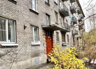 Продажа 2-ком. квартиры, 44 м2, Санкт-Петербург, Малый проспект Васильевского острова, 67к2, метро Приморская