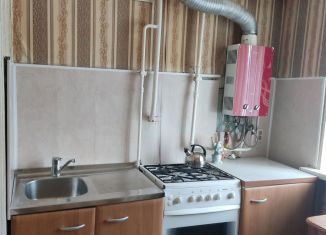 Продам 3-ком. квартиру, 58 м2, Магнитогорск, улица Панькова, 2