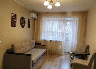 Аренда 2-ком. квартиры, 45 м2, Калужская область, улица Курчатова, 1