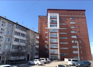 Продам двухкомнатную квартиру, 57 м2, Иркутск, микрорайон Топкинский, 24