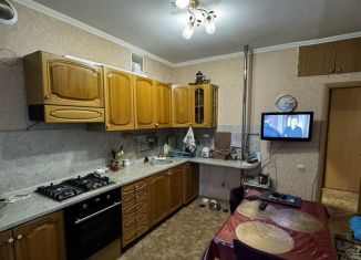 Продажа 2-комнатной квартиры, 68 м2, Ставрополь, улица Спартака, 5, Ленинский район