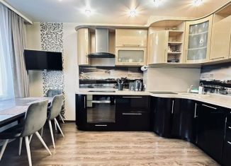 4-ком. квартира на продажу, 95 м2, Междуреченск, Брянская улица, 5