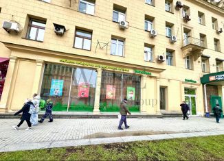 Сдаю в аренду торговую площадь, 414.7 м2, Москва, Кутузовский проспект, 24, район Дорогомилово