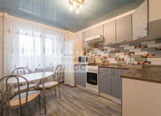 Продается 3-комнатная квартира, 82.7 м2, Екатеринбург, Ярославская улица, 17, метро Машиностроителей