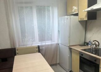 Продажа 3-ком. квартиры, 65 м2, Абакан, улица Пушкина, 25