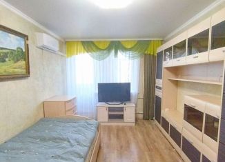 Продается однокомнатная квартира, 33 м2, Оренбург, улица Чкалова, 48